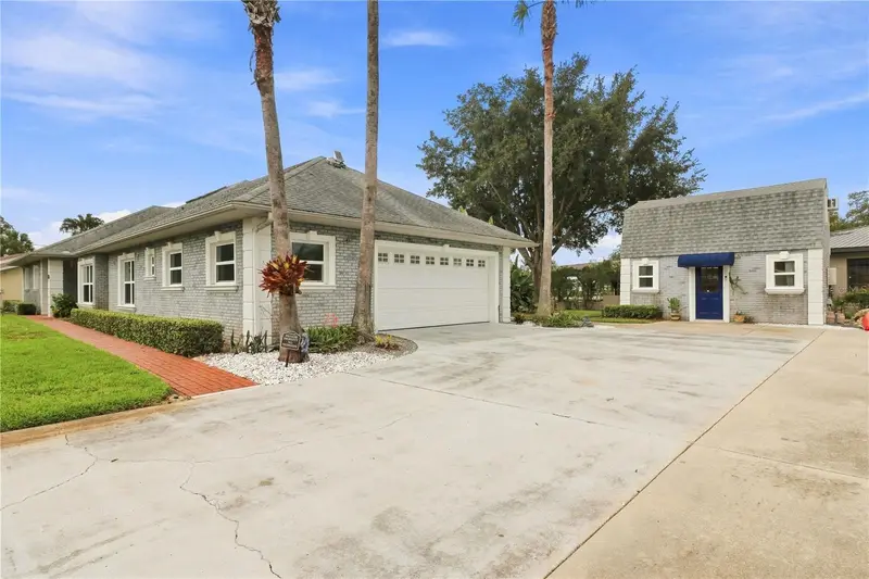1520 Se Pinwheel Dr, FL