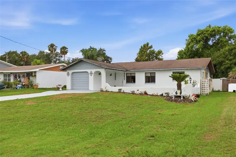 1025 Park Ave, FL