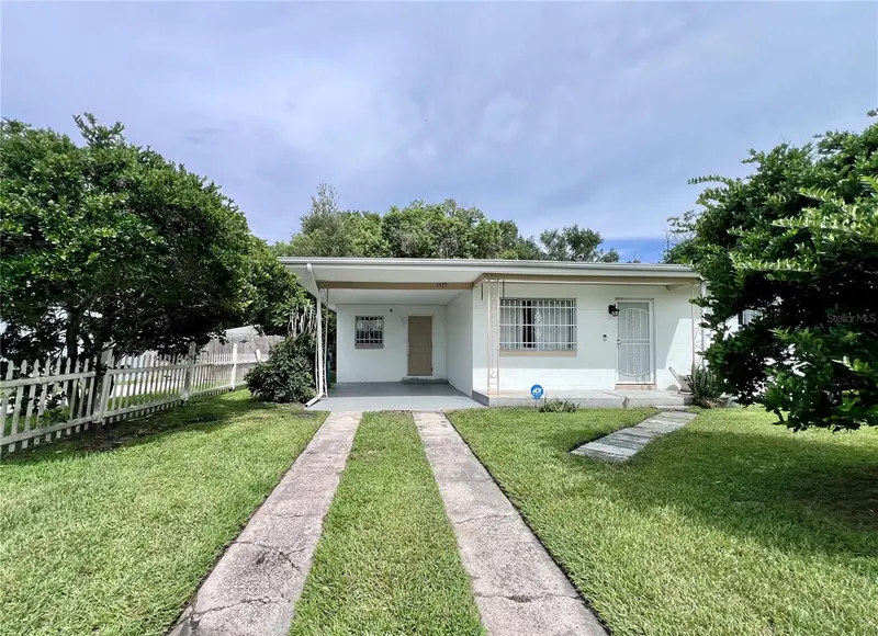 1517 Riley, FL