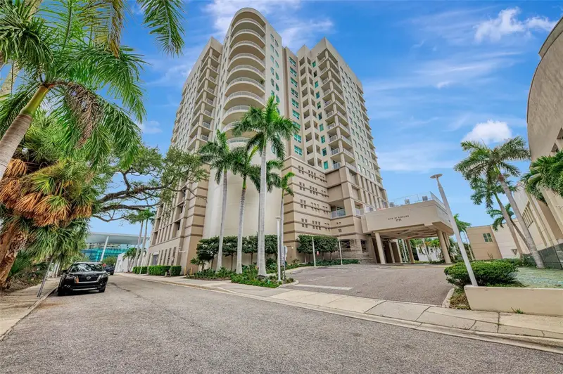 1771 Ringling Blvd #903, FL