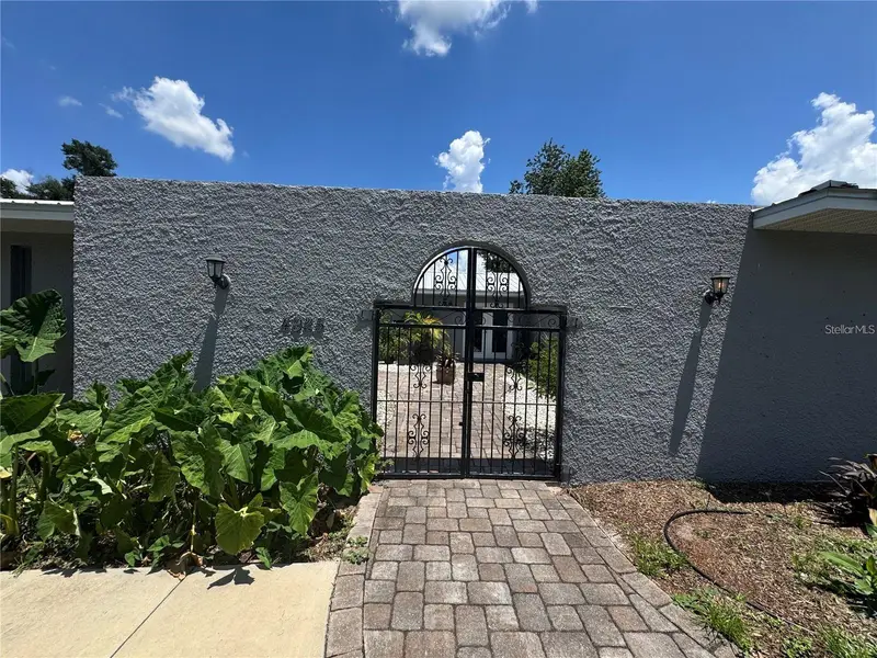 4925 N Us Highway 441, FL
