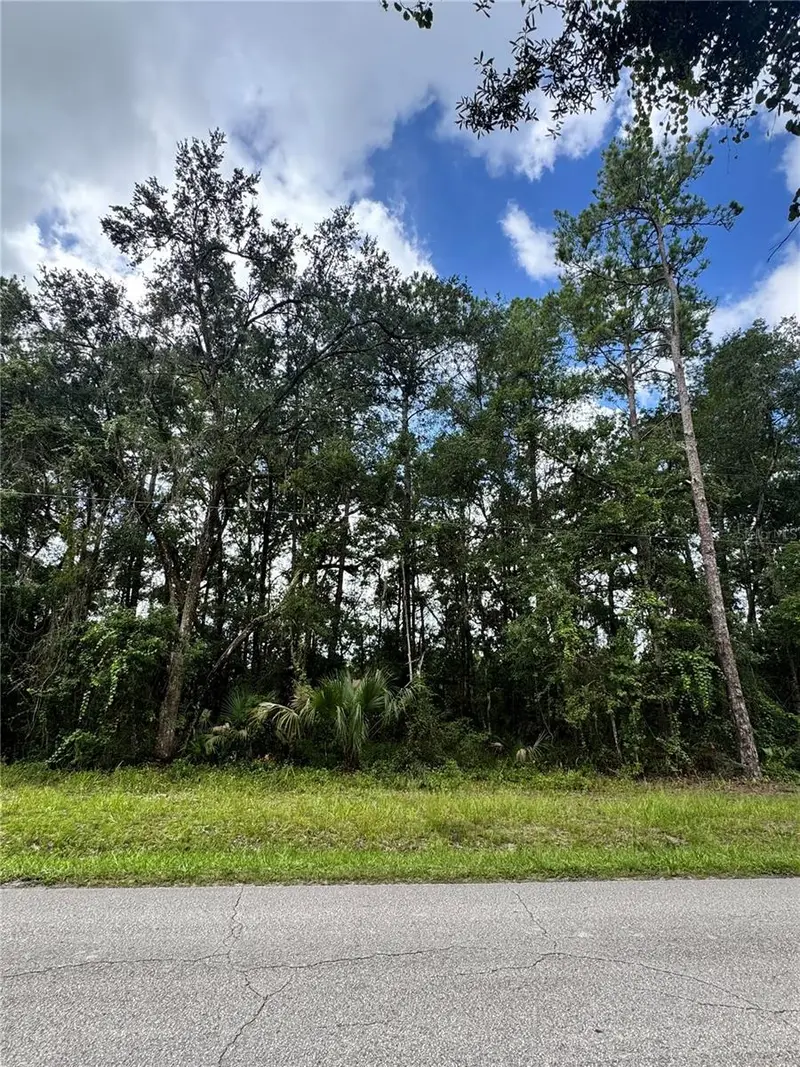 Tbd Ne 225th St, FL
