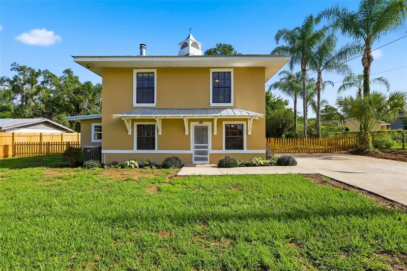 37715 Dixie Ave, FL