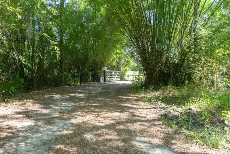 776 Maytown Rd, FL
