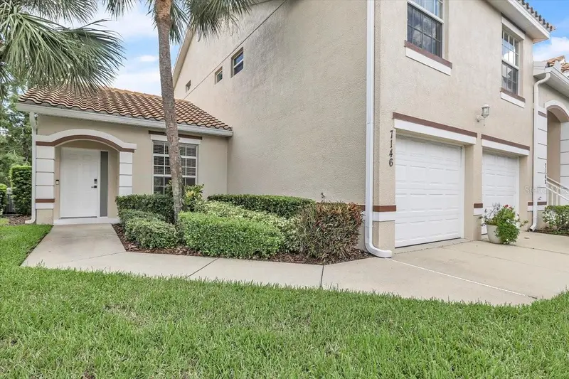 7146 Strand Cir, FL