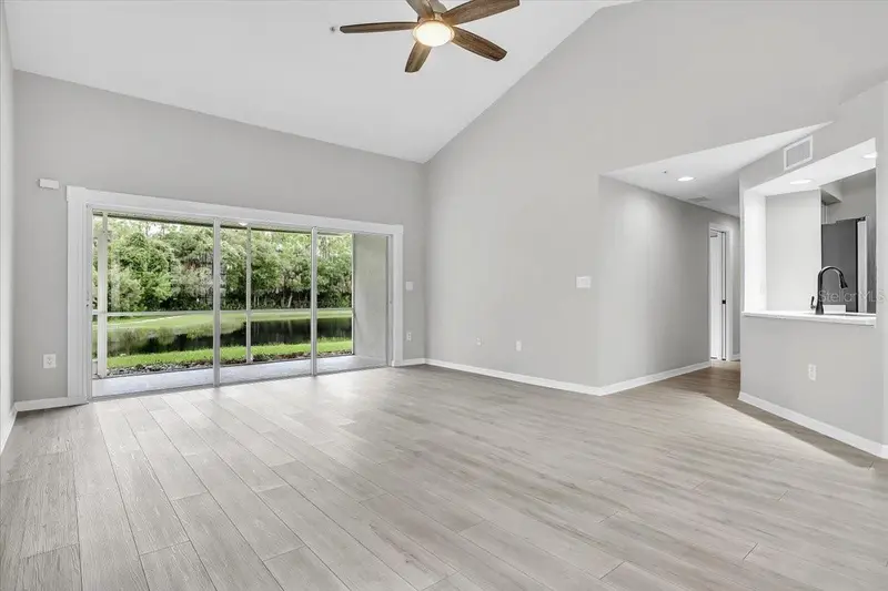 7146 Strand Cir, FL