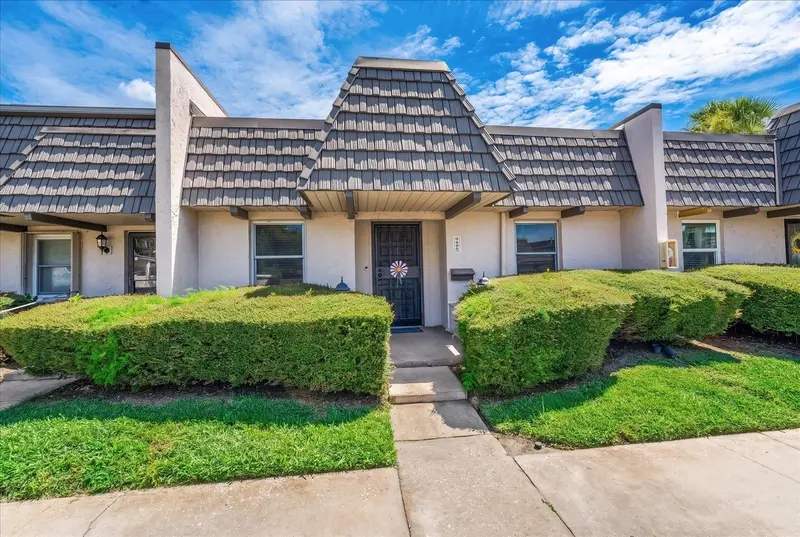 1005 Cordova Grn, FL