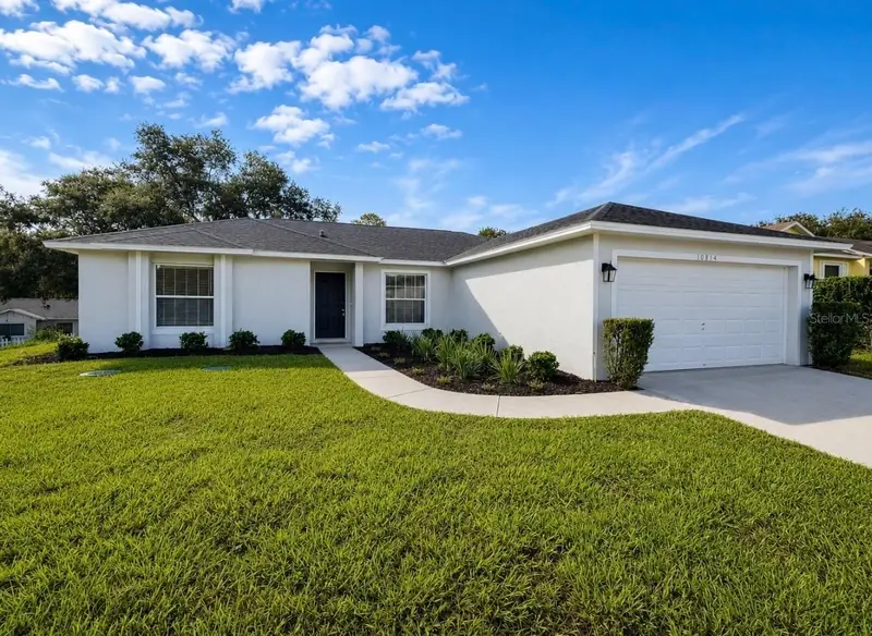 10814 Crescendo Loop, FL