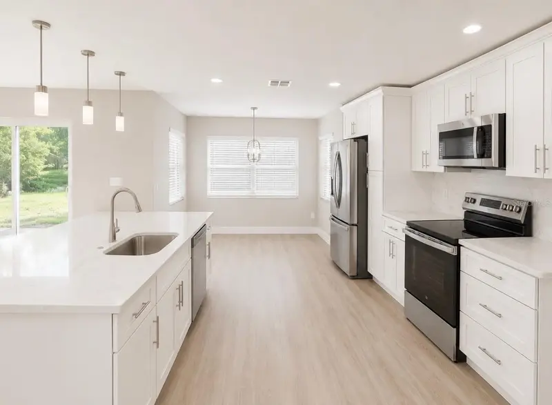10814 Crescendo Loop, FL