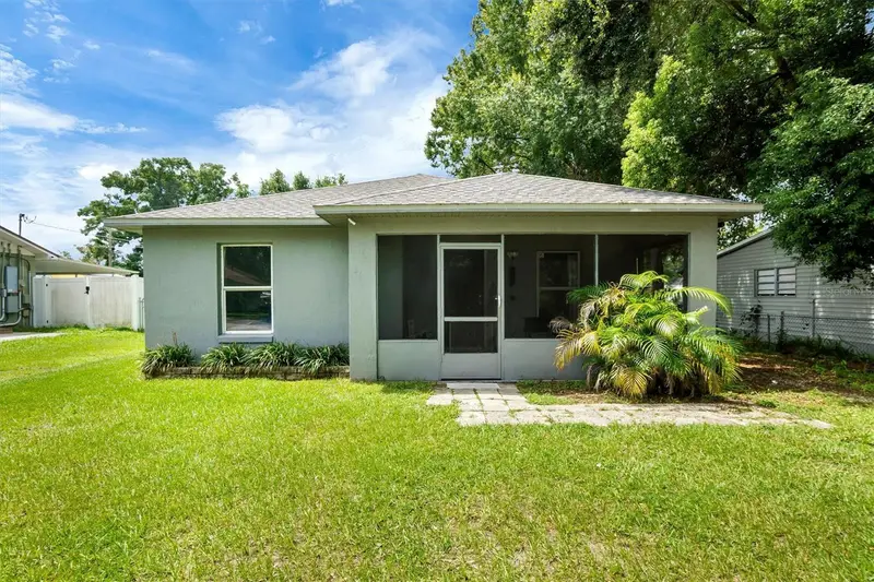 212 Pike St, FL