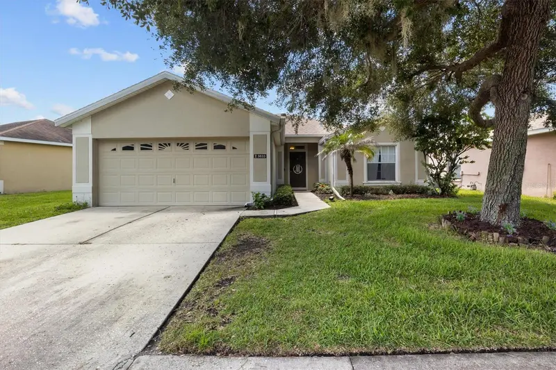 3833 Whistlewood Cir, FL