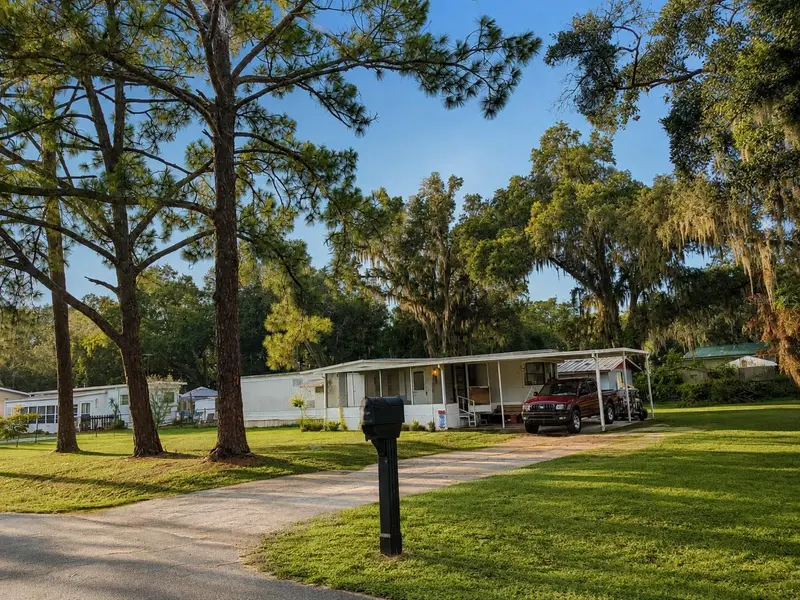 3323 J And J Manor Rd, FL