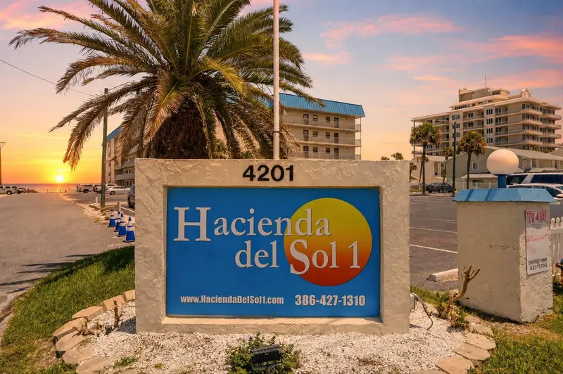 4201 S Atlantic Ave #503, FL