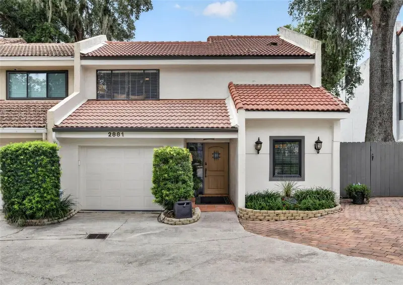 2881 Temple Trl, FL