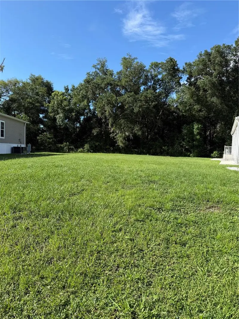 Monet Dr, FL