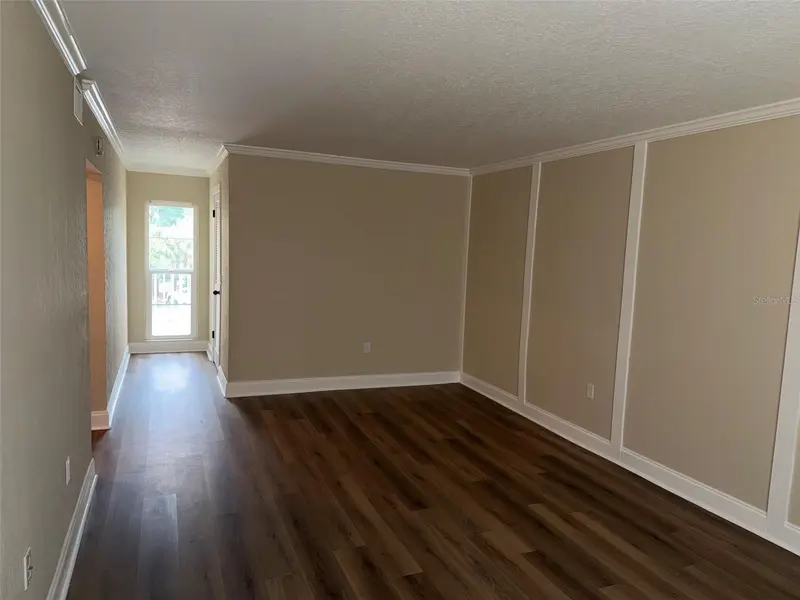 225 Country Club Dr #E346, FL