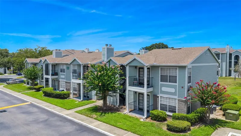 2550 N Alafaya Trl #1203, FL