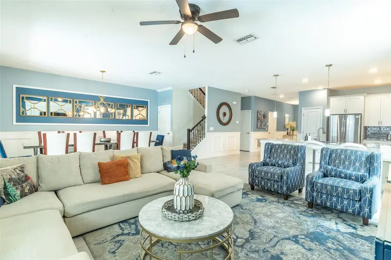 1532 Maidstone Ct, FL