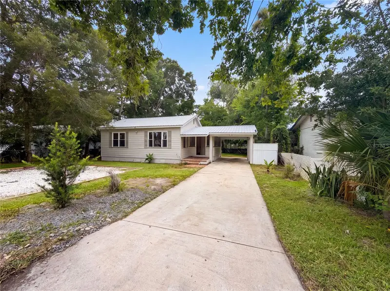 706 Flanders Ave, FL