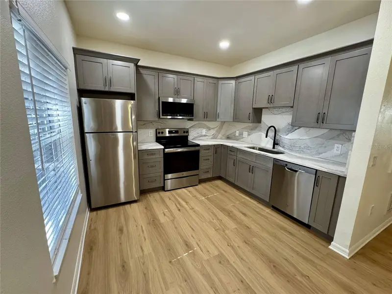 7702 Plantation Cir, FL