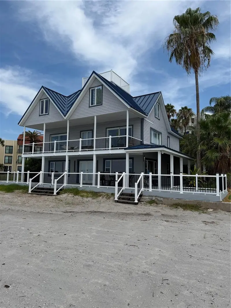 887 S Gulfview Blvd, FL