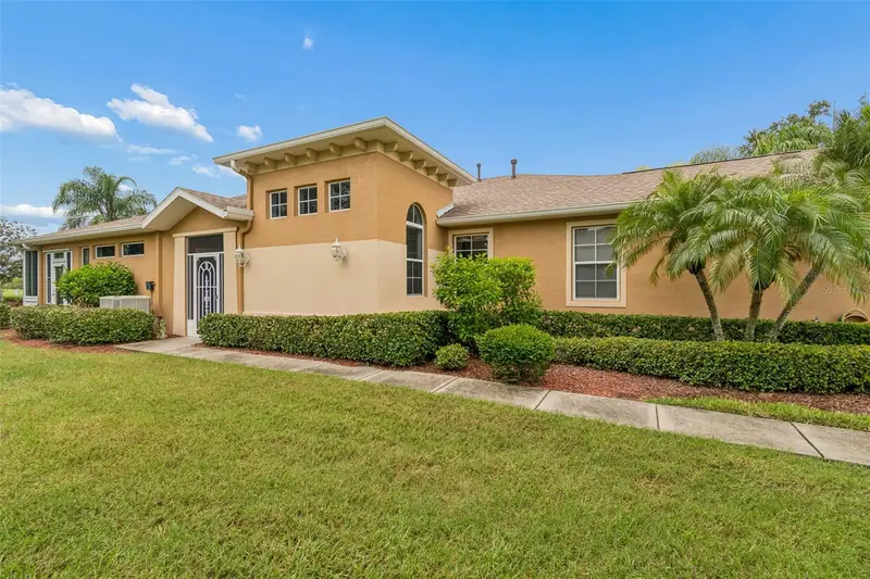 1105 Jameson Greens Dr #1105, FL