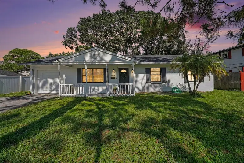 6717 Mornay Cir, FL