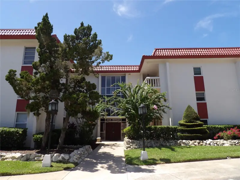 2623 Seville Blvd #111, FL
