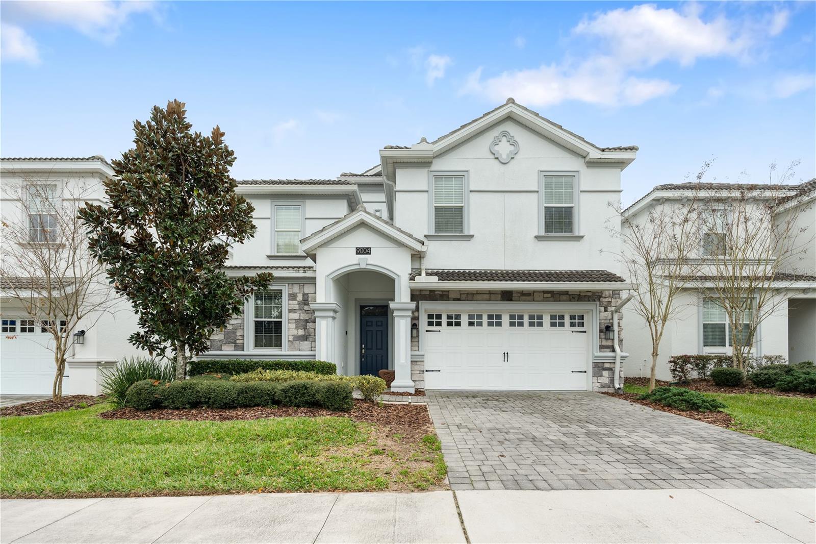 9004 Hazard St, FL