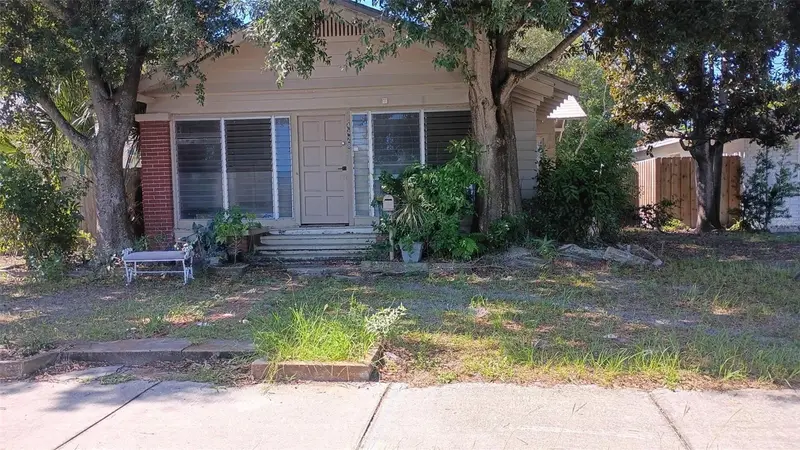4428 4th Ave S, FL