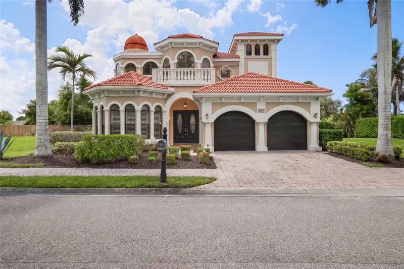 1650 Assisi Dr #16, FL