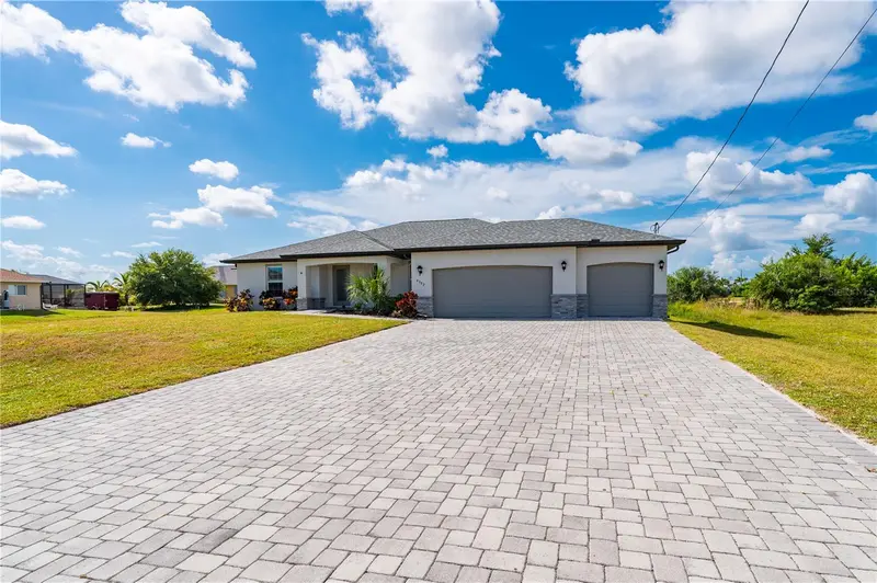 4302 Nw 32nd St, FL