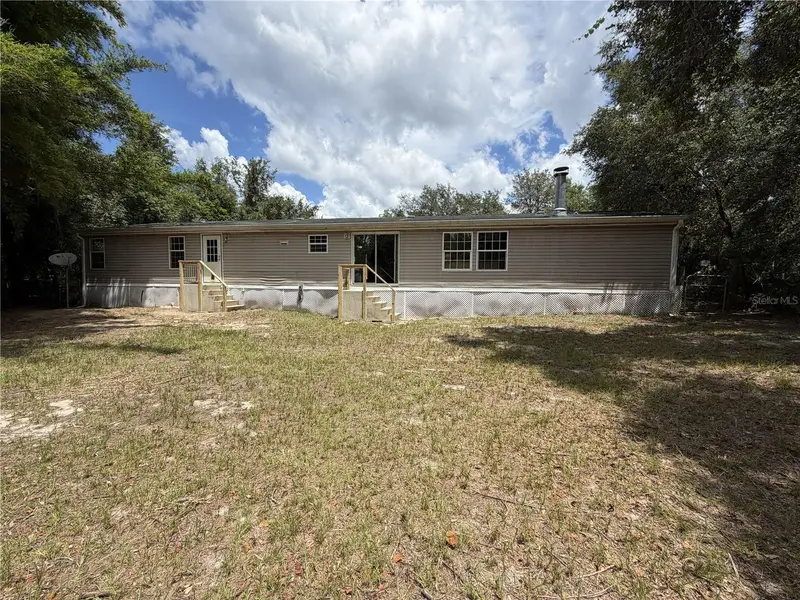 41527 Paradise Rd, FL