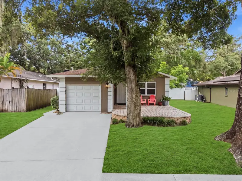 1140 Dr Ml King Jr St N, FL