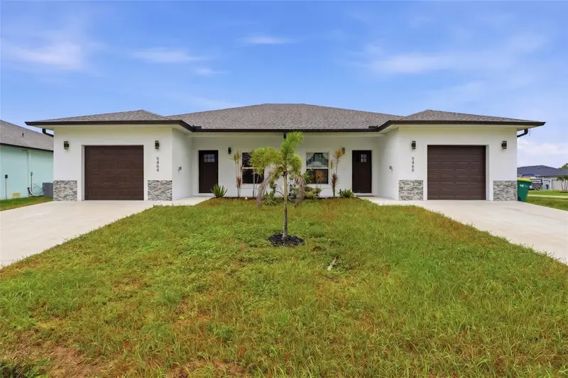 9464 Panama Cir, FL
