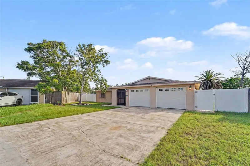 5751 Dolores Dr, FL