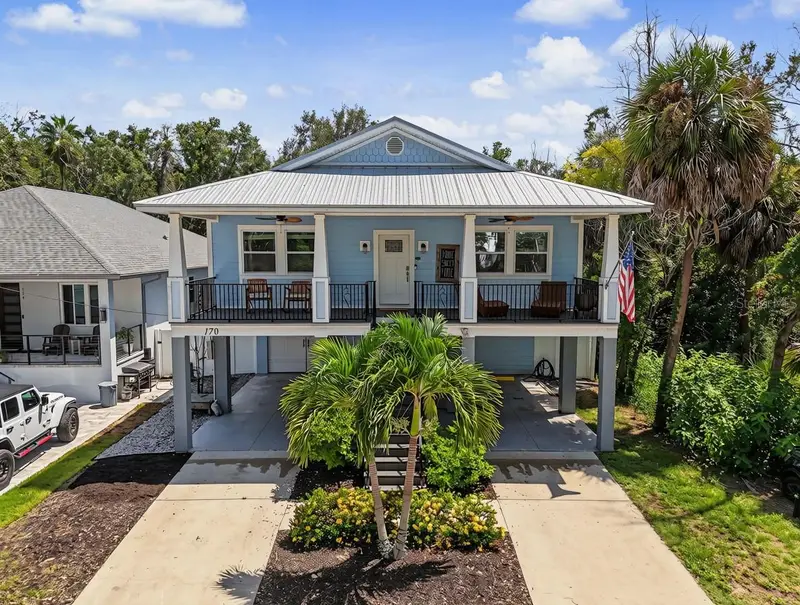 Tarpon Springs listing