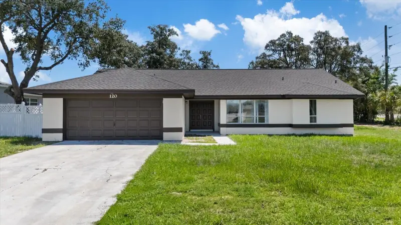 120 Fountain Ct, FL