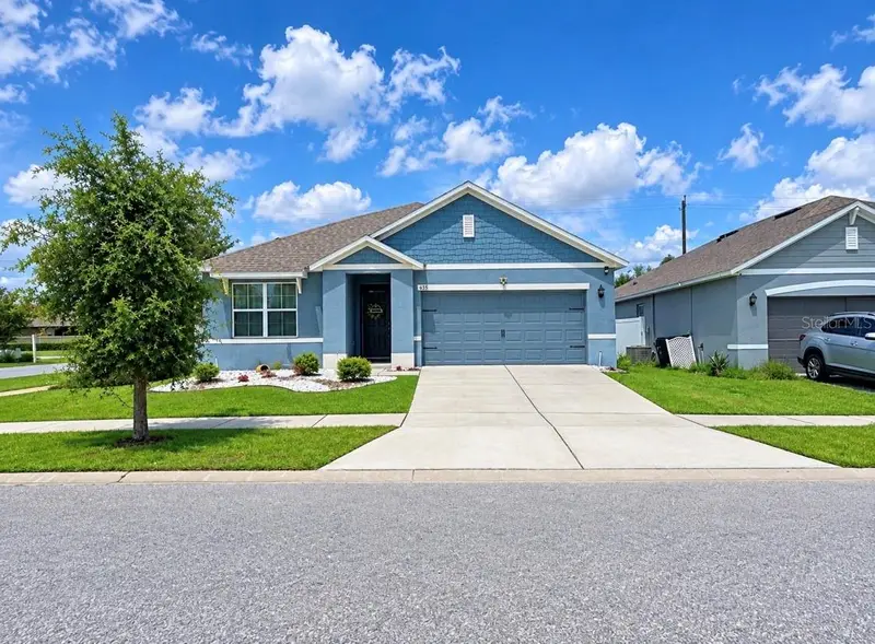 635 Autumn Stream Dr, FL