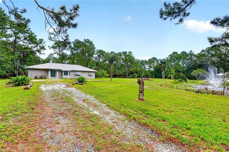 590 County Road 325, FL