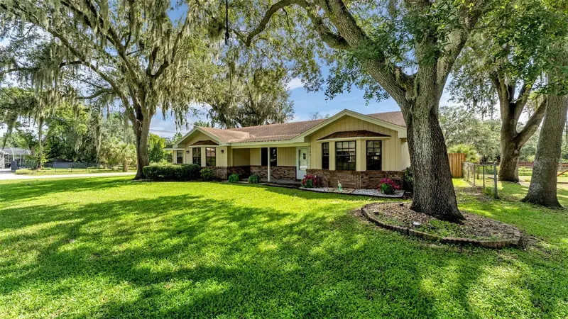 5195 Oakwood Trl, FL