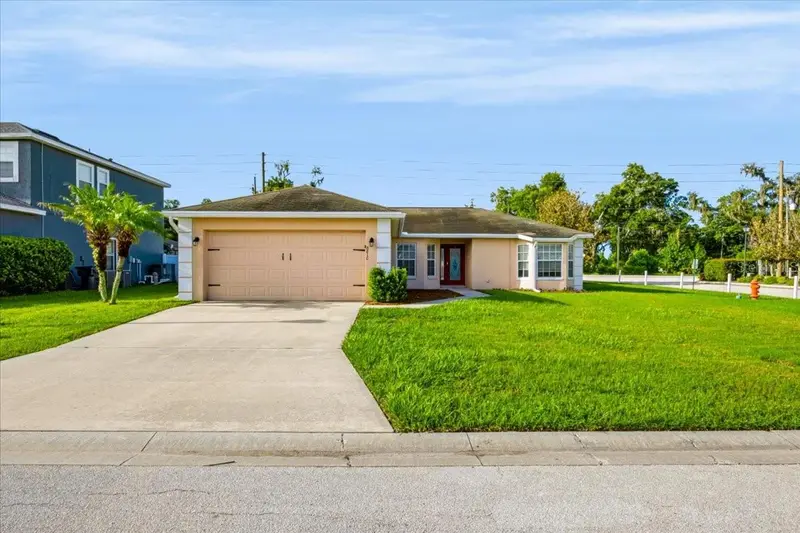 8810 Pebblebrooke Dr, FL