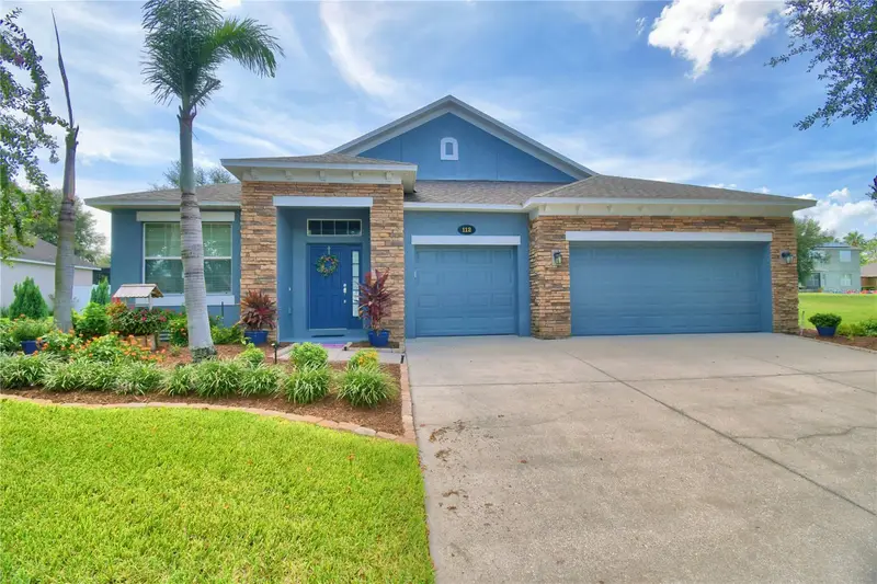 112 Pecorri Ct, FL