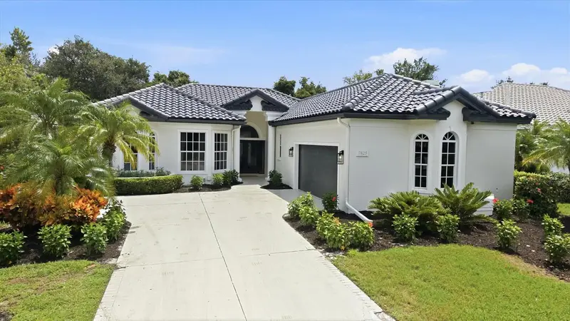 7825 Wilton Crescent Cir, FL