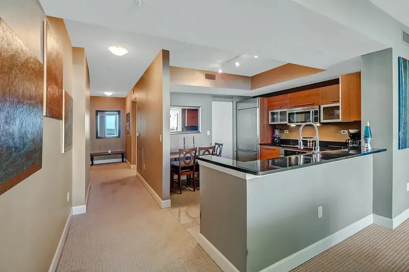 3000 Oasis Grand Blvd #1002, FL