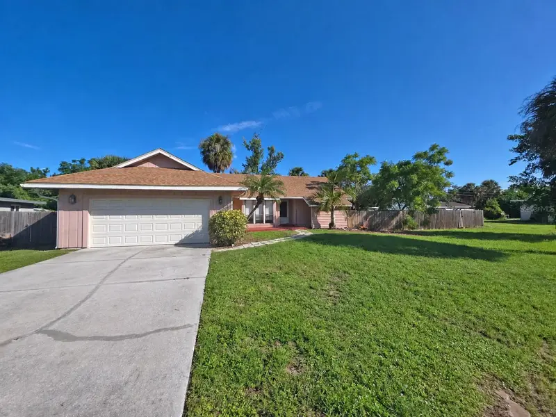700 South Venice Blvd, FL