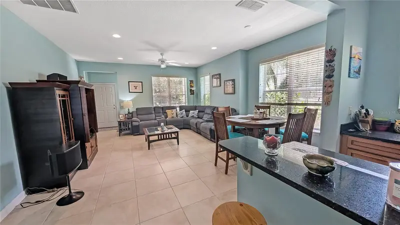 1114 Tapestry Dr, FL