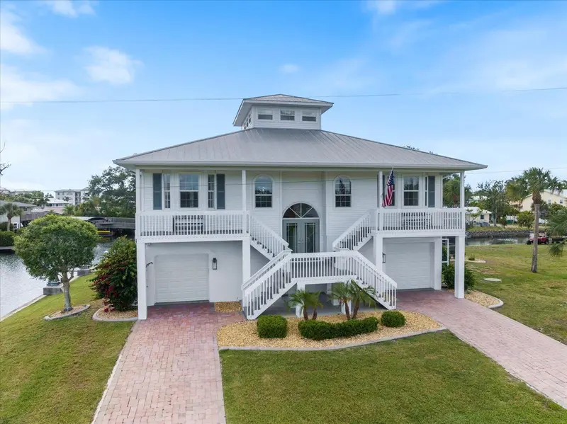 9181 Lake Dr, FL