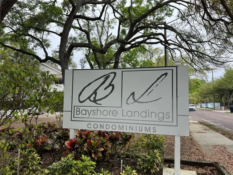 5221 Bayshore Blvd #29, FL