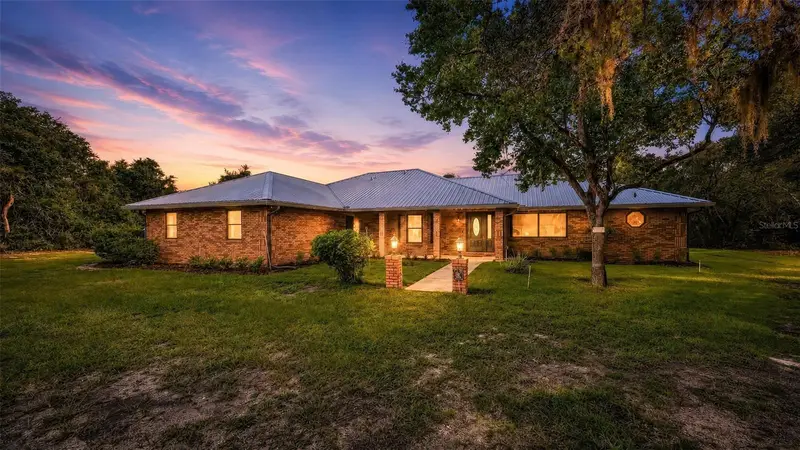 445 Polite Dr, FL